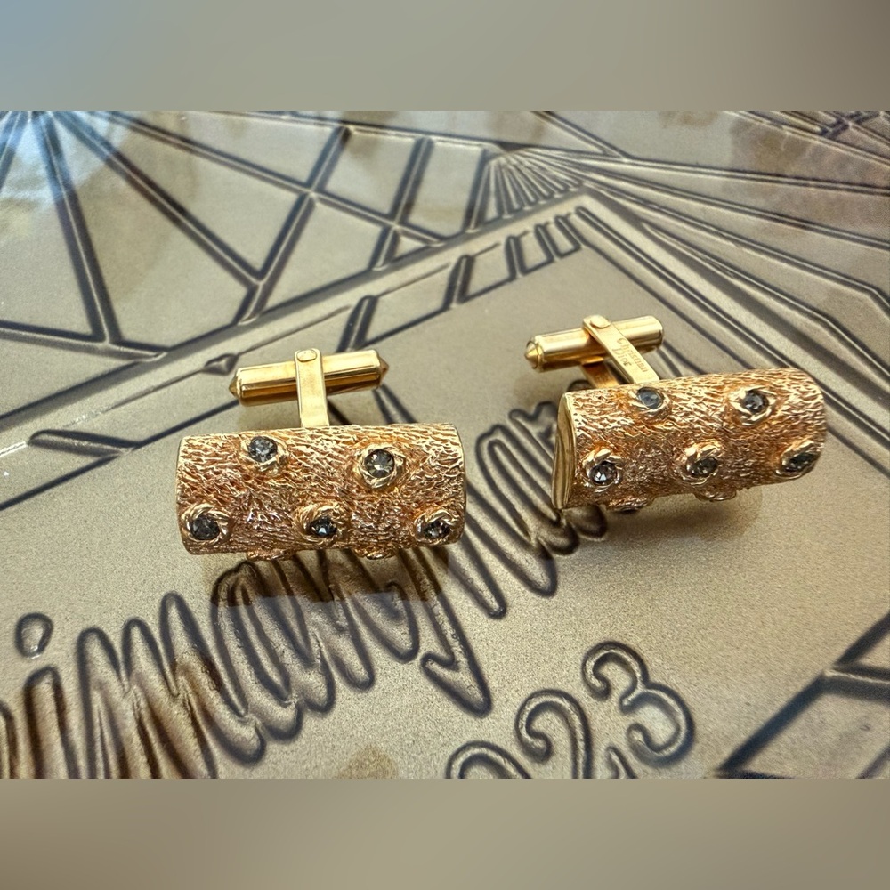 Christian Dior Luxurious Gold Cufflinks